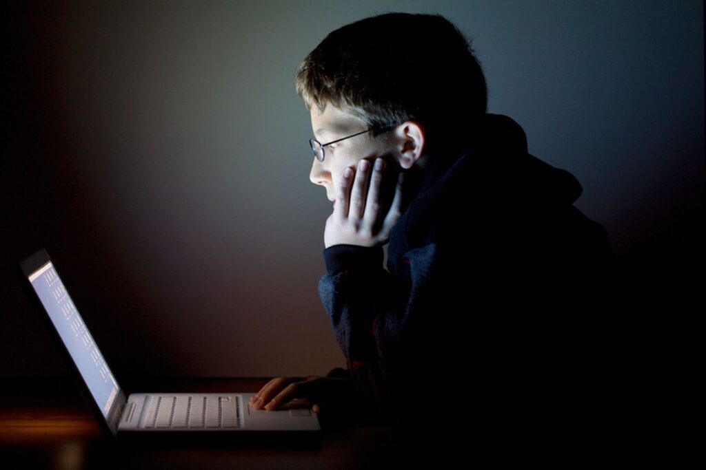 Internet Depresyona Sebep Olur2