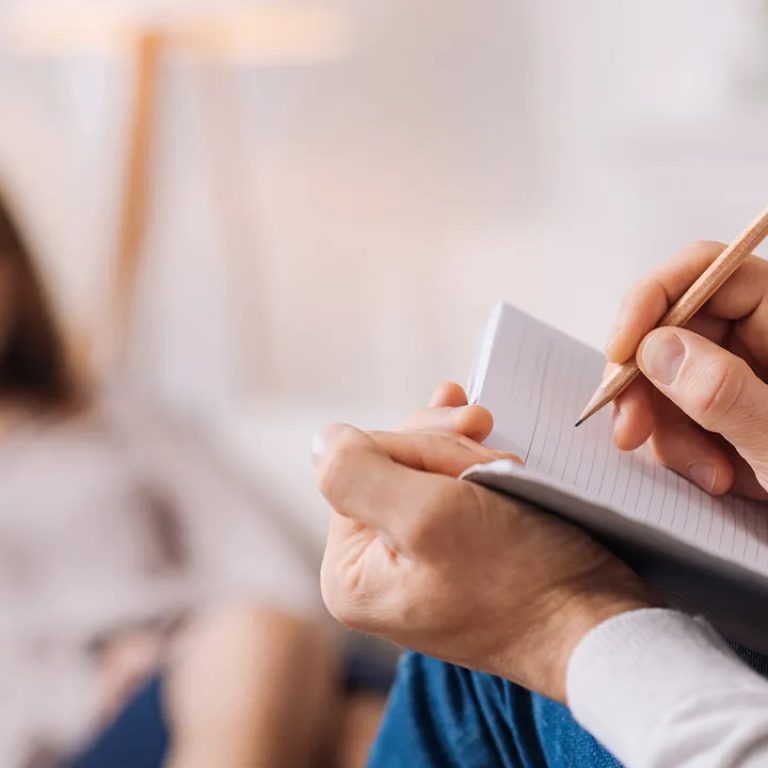 Psikolog İlaç Yazar